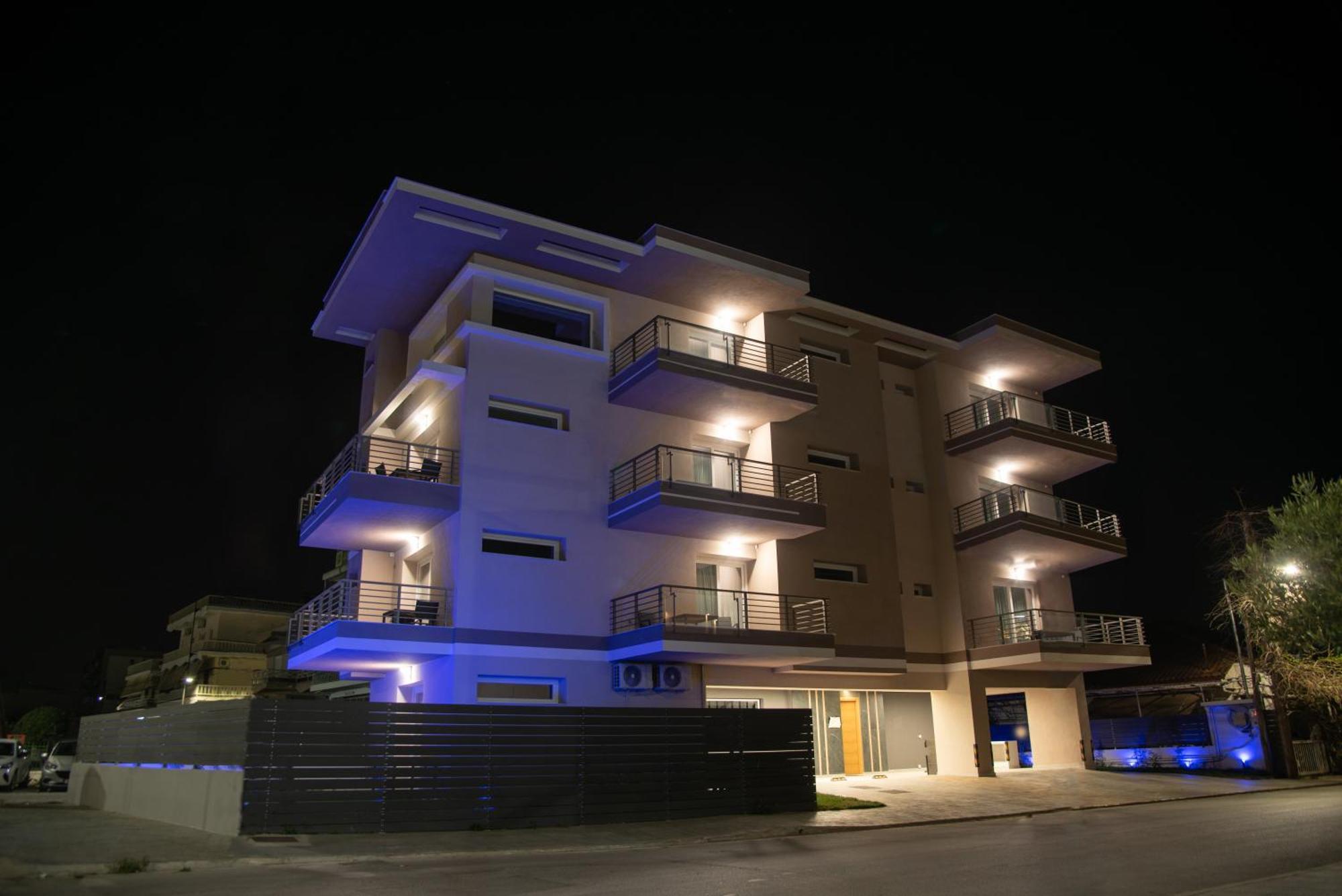 Smart Green Appartments Larissa Luaran gambar