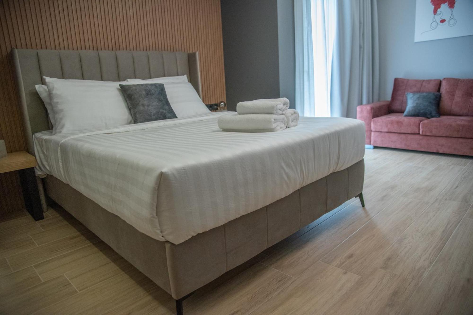 Smart Green Appartments Larissa Luaran gambar