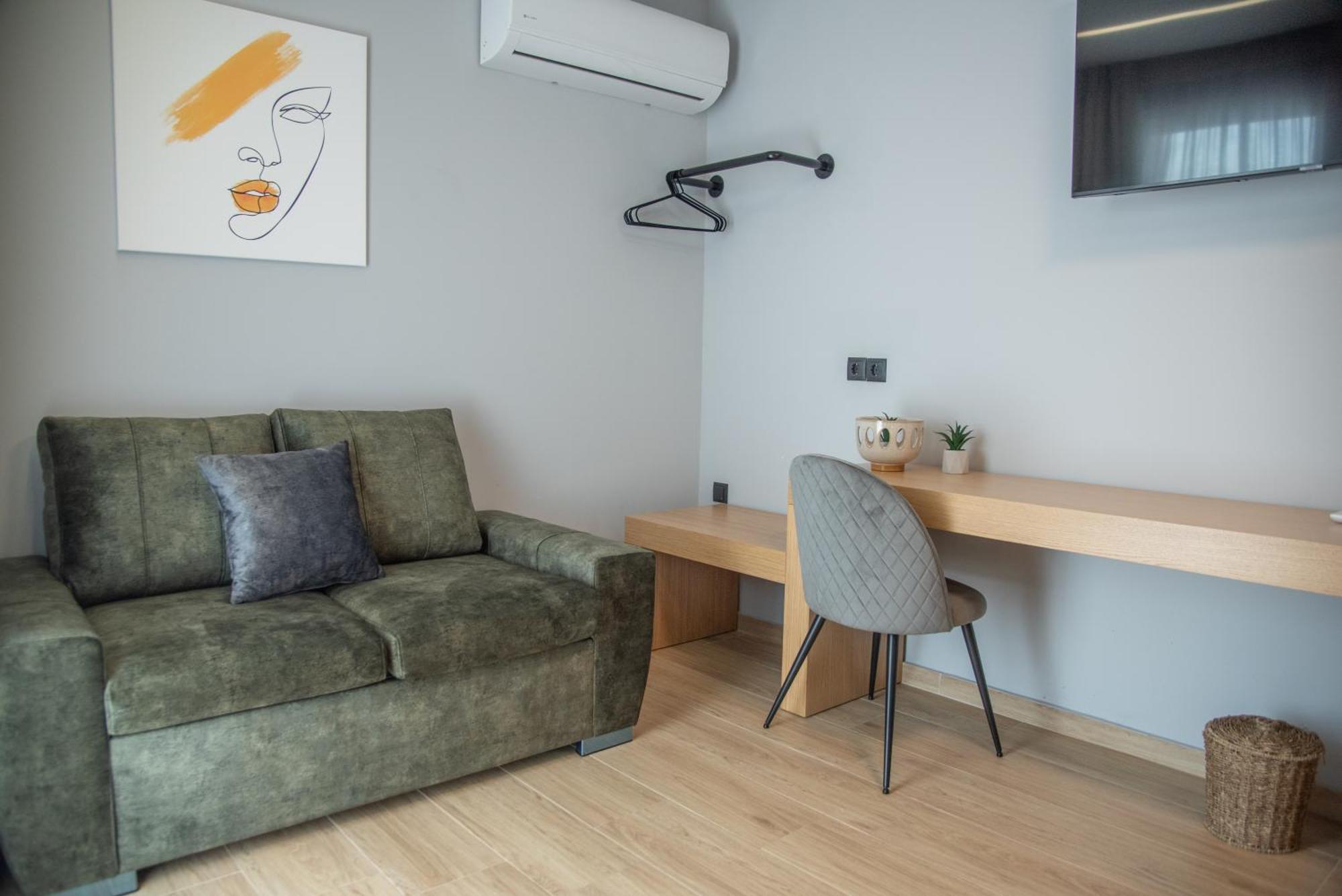 Smart Green Appartments Larissa Luaran gambar