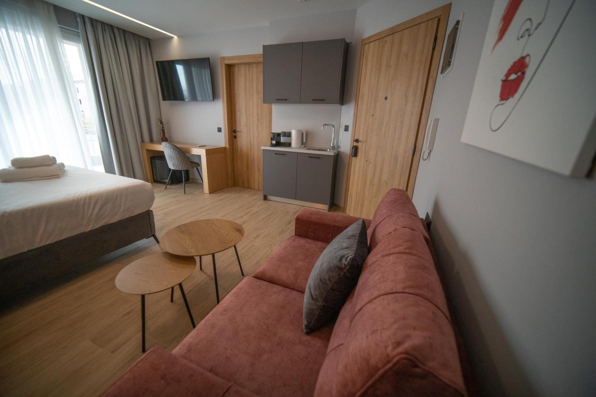 Smart Green Appartments Larissa Luaran gambar