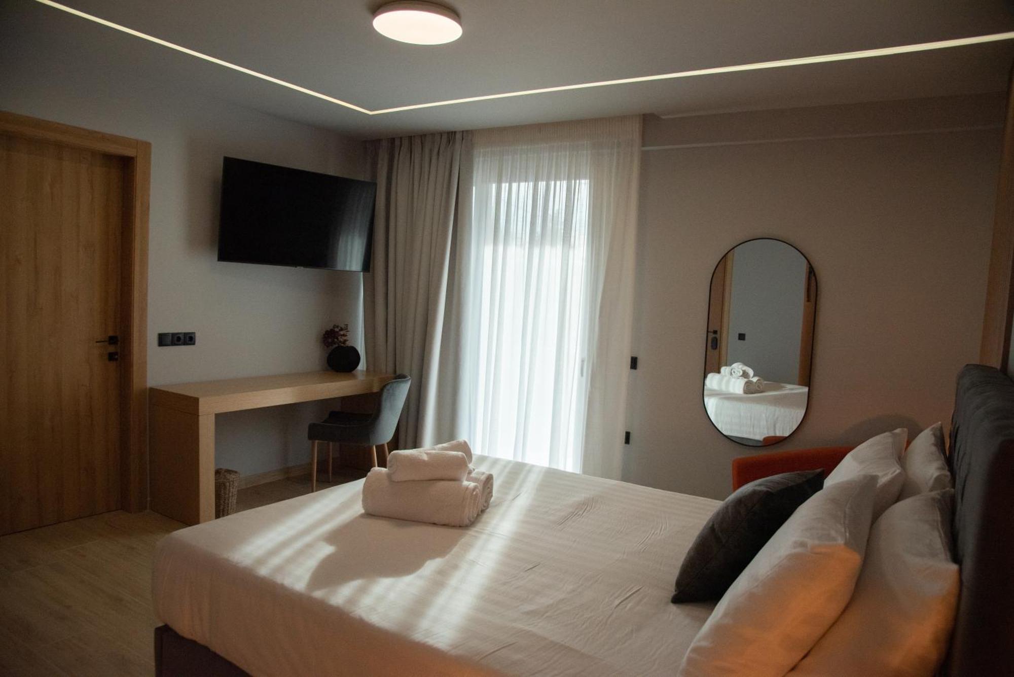 Smart Green Appartments Larissa Luaran gambar