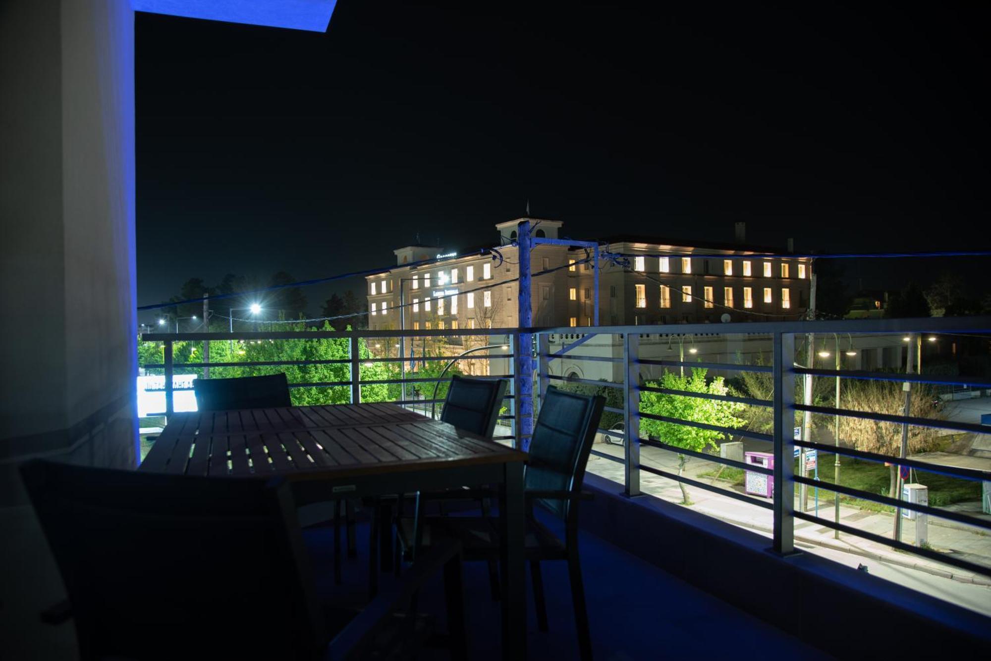 Smart Green Appartments Larissa Luaran gambar